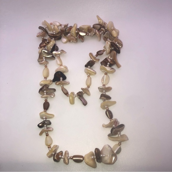 Vtg MOP Shell Beaded Endless Necklace No Clasp - 36” - Picture 2 of 3